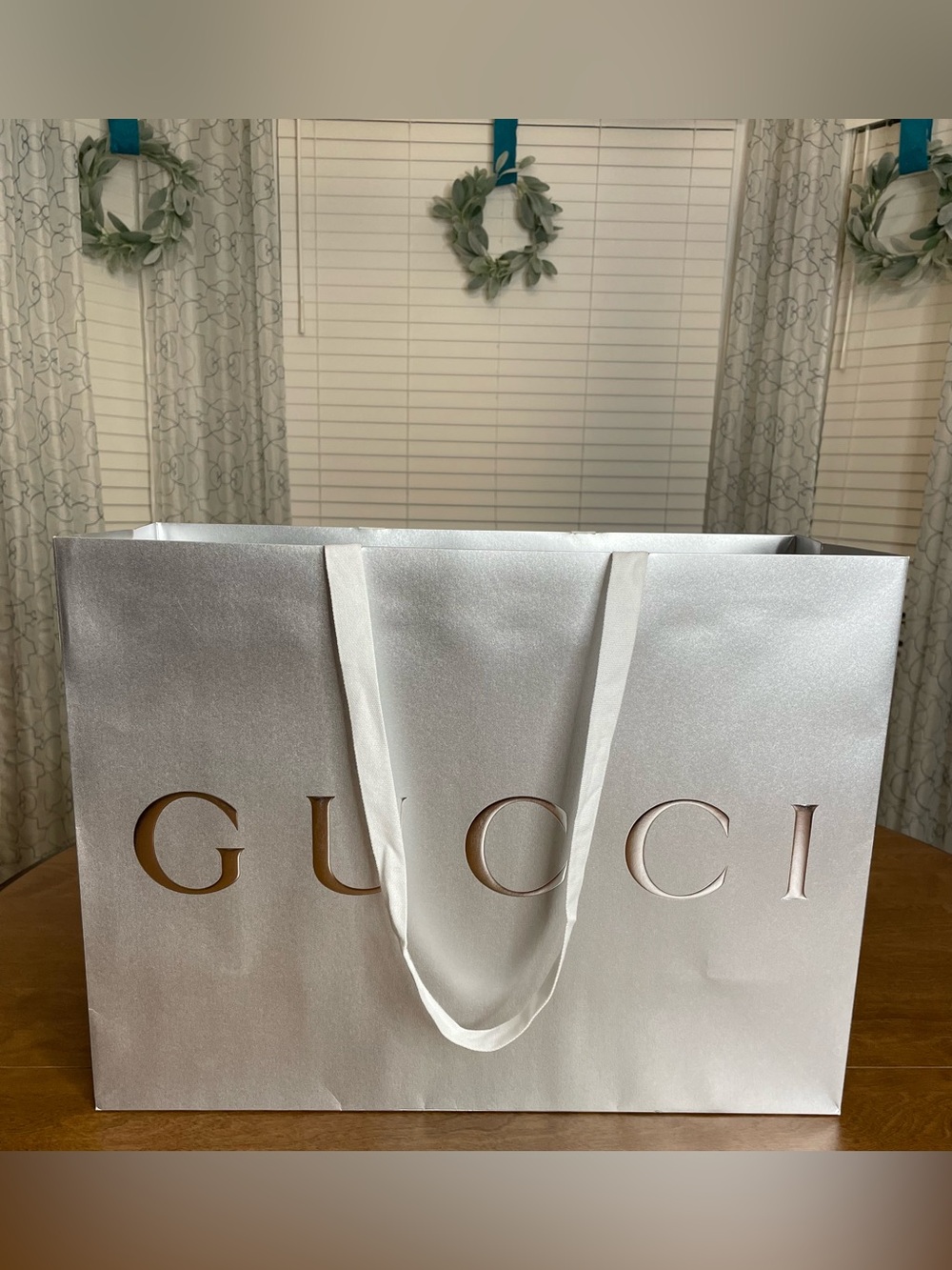 Authentic Gucci Packaging Set - Large - Picture 3 of 8